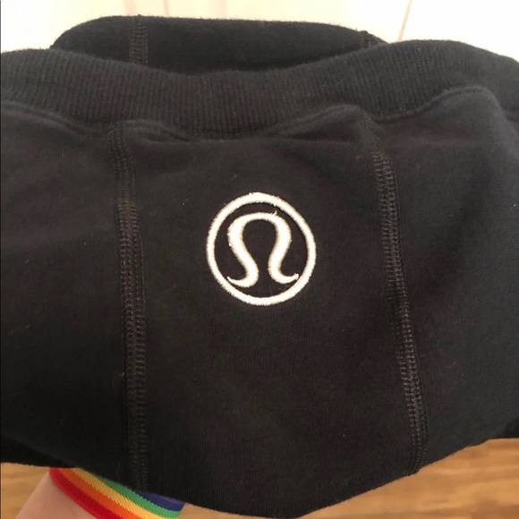 lululemon athletica Tops - Lululemon Hoodie Vest